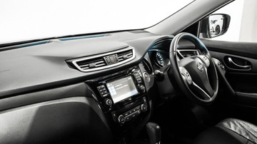https://vehicle-cdn.autoleague.cloud/34110_1208789_17.jpg