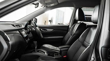 https://vehicle-cdn.autoleague.cloud/34110_1208789_18.jpg