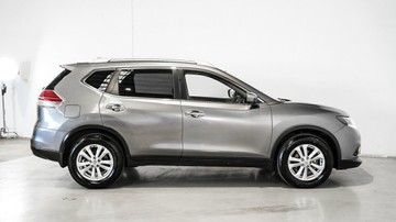 https://vehicle-cdn.autoleague.cloud/34110_1208789_3.jpg