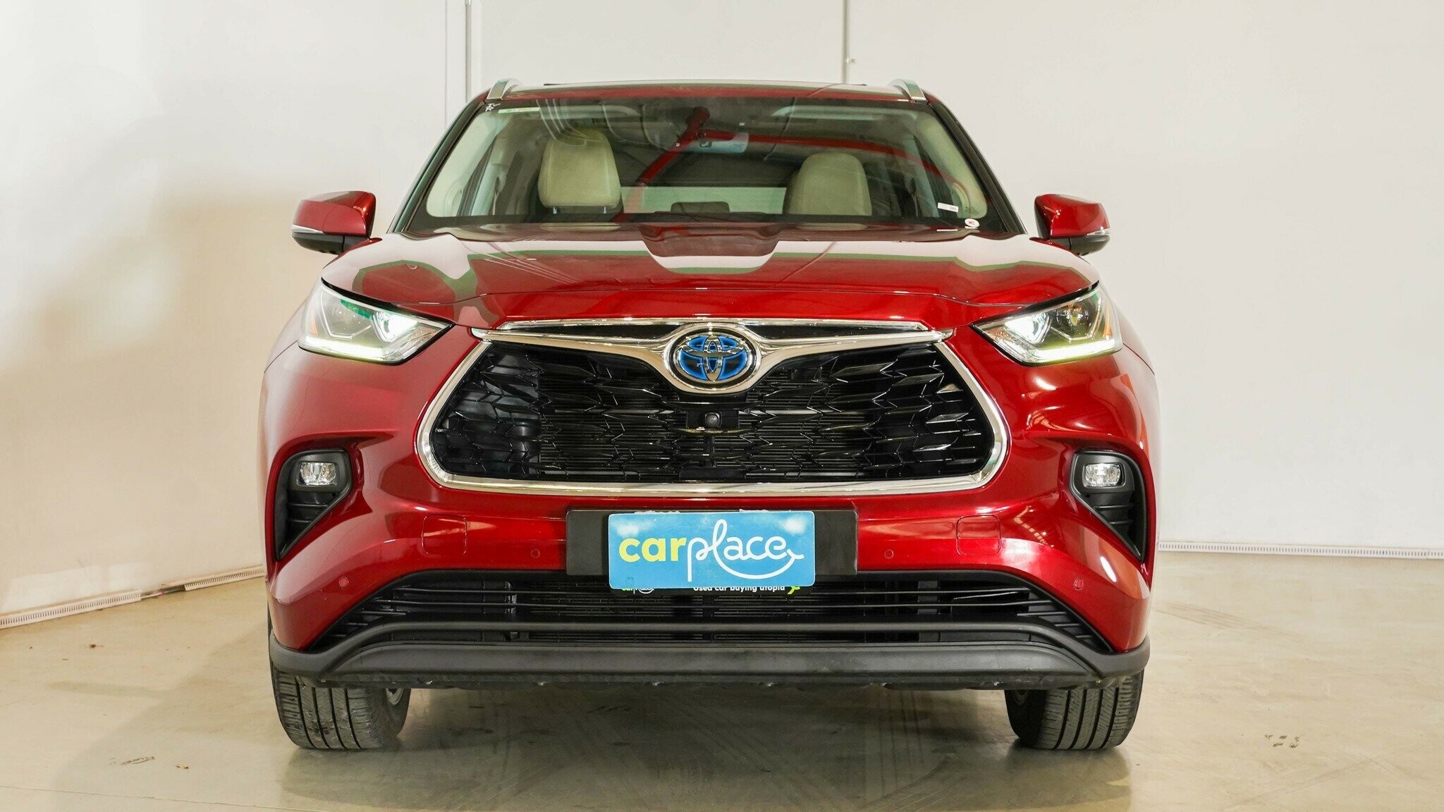 Toyota Kluger image 2