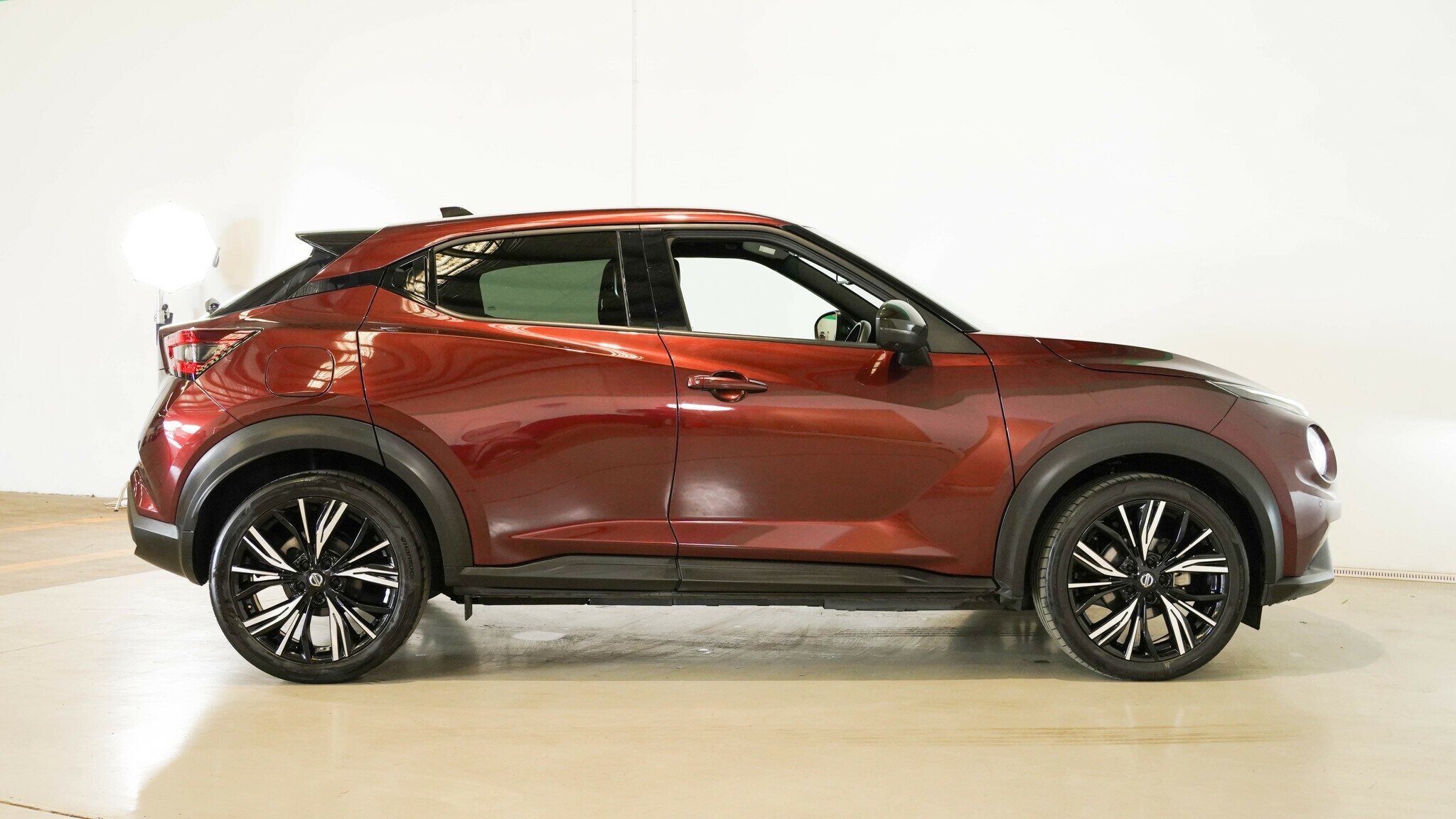Nissan Juke image 3