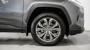 https://vehicle-cdn.autoleague.cloud/34110_1208815_24.jpg