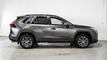 https://vehicle-cdn.autoleague.cloud/34110_1208815_3.jpg