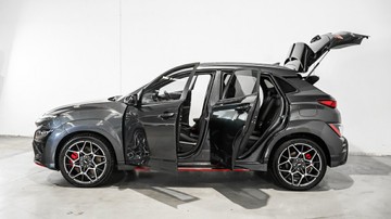 https://vehicle-cdn.autoleague.cloud/34110_1208818_16.jpg
