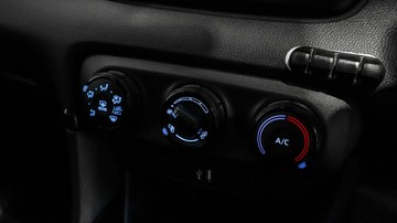 https://vehicle-cdn.autoleague.cloud/34110_1208820_31.jpg