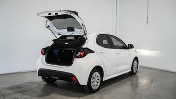https://vehicle-cdn.autoleague.cloud/34110_1208820_8.jpg