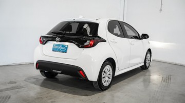 https://vehicle-cdn.autoleague.cloud/34110_1208820_9.jpg