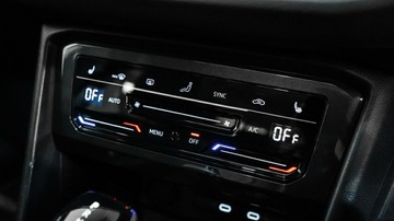 https://vehicle-cdn.autoleague.cloud/34110_1208826_31.jpg