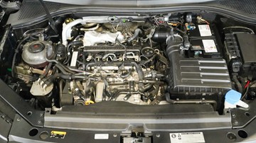 https://vehicle-cdn.autoleague.cloud/34110_1208829_23.jpg