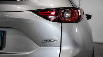 https://vehicle-cdn.autoleague.cloud/34110_1208831_24.jpg