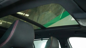 https://vehicle-cdn.autoleague.cloud/34110_1208833_33.jpg