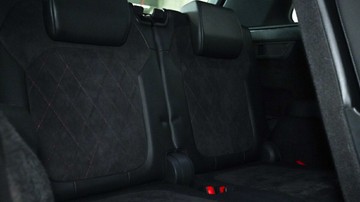 https://vehicle-cdn.autoleague.cloud/34110_1208833_34.jpg