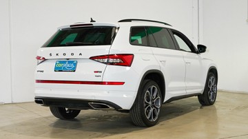 https://vehicle-cdn.autoleague.cloud/34110_1208833_8.jpg