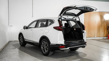 https://vehicle-cdn.autoleague.cloud/34110_1208846_14.jpg