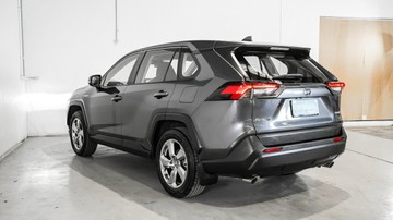 https://vehicle-cdn.autoleague.cloud/34110_1208859_13.jpg