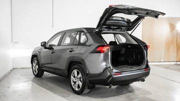https://vehicle-cdn.autoleague.cloud/34110_1208859_14.jpg