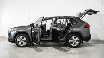 https://vehicle-cdn.autoleague.cloud/34110_1208859_16.jpg