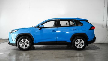 https://vehicle-cdn.autoleague.cloud/34110_1208860_15.jpg