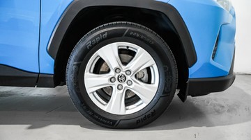https://vehicle-cdn.autoleague.cloud/34110_1208860_25.jpg