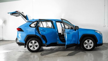 https://vehicle-cdn.autoleague.cloud/34110_1208860_4.jpg