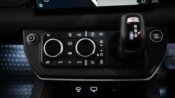 https://vehicle-cdn.autoleague.cloud/34110_1208862_30.jpg