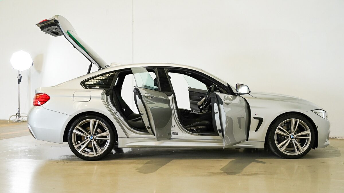 BMW 4 Series image 4
