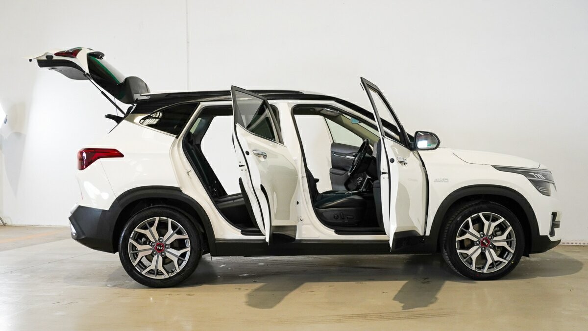 Kia Seltos image 4