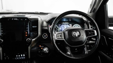 https://vehicle-cdn.autoleague.cloud/34110_1208876_25.jpg