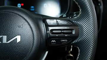 https://vehicle-cdn.autoleague.cloud/34110_1208882_6.jpg