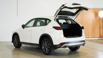 https://vehicle-cdn.autoleague.cloud/34110_1208883_14.jpg