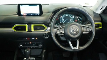 https://vehicle-cdn.autoleague.cloud/34110_1208883_26.jpg
