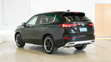 https://vehicle-cdn.autoleague.cloud/34110_1208884_13.jpg