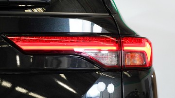 https://vehicle-cdn.autoleague.cloud/34110_1208884_24.jpg