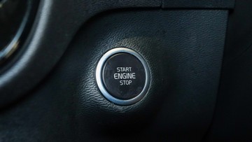 https://vehicle-cdn.autoleague.cloud/34110_1208886_25.jpg
