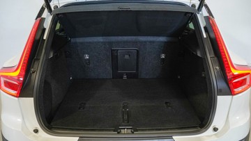 https://vehicle-cdn.autoleague.cloud/34110_1208886_9.jpg