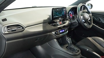 https://vehicle-cdn.autoleague.cloud/34110_1208890_17.jpg