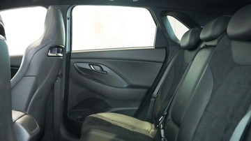 https://vehicle-cdn.autoleague.cloud/34110_1208890_19.jpg