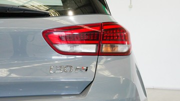 https://vehicle-cdn.autoleague.cloud/34110_1208890_24.jpg
