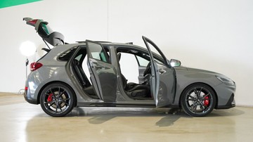 https://vehicle-cdn.autoleague.cloud/34110_1208890_4.jpg