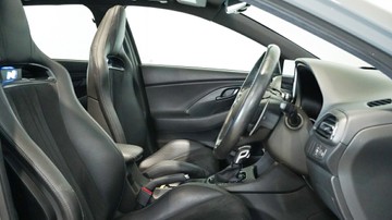 https://vehicle-cdn.autoleague.cloud/34110_1208890_6.jpg
