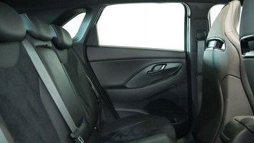https://vehicle-cdn.autoleague.cloud/34110_1208890_7.jpg
