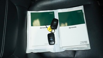 https://vehicle-cdn.autoleague.cloud/34110_1208892_21.jpg