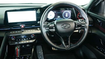 https://vehicle-cdn.autoleague.cloud/34110_1208894_26.jpg