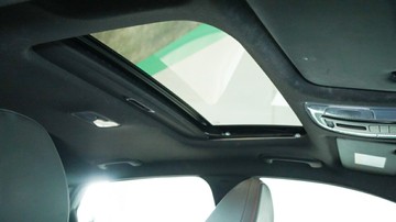 https://vehicle-cdn.autoleague.cloud/34110_1208894_32.jpg