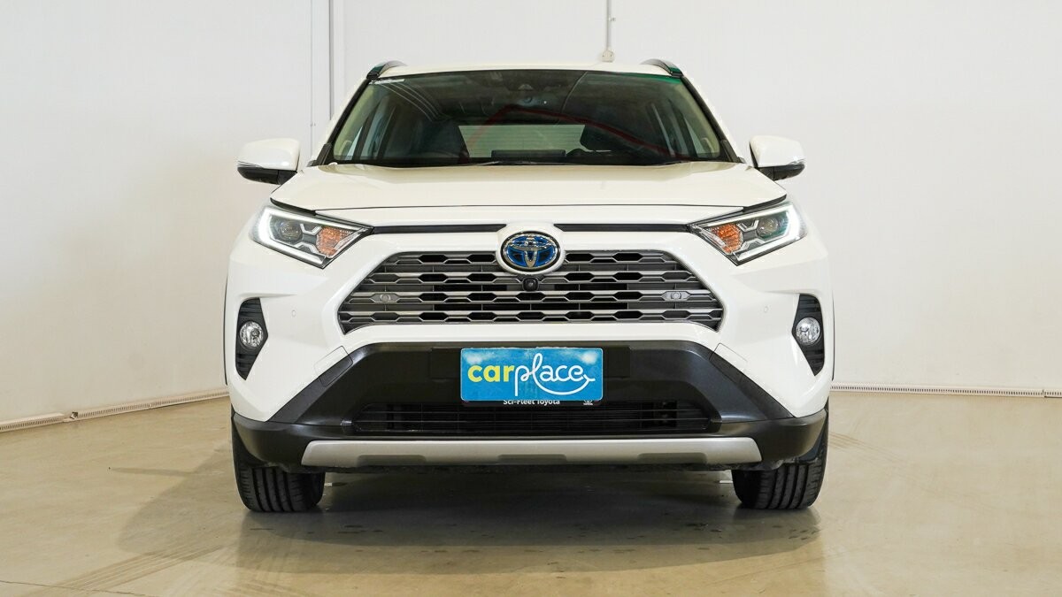 Toyota Rav4 image 2