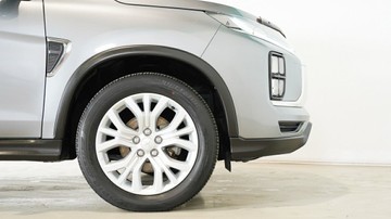 https://vehicle-cdn.autoleague.cloud/34110_1208904_25.jpg