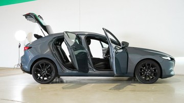 https://vehicle-cdn.autoleague.cloud/34110_1208905_4.jpg