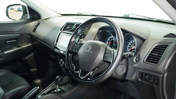 https://vehicle-cdn.autoleague.cloud/34110_1208913_5.jpg