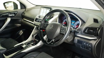 https://vehicle-cdn.autoleague.cloud/34110_1208920_5.jpg