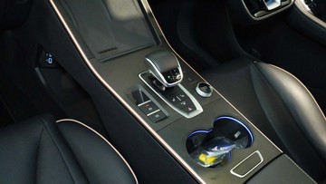 https://vehicle-cdn.autoleague.cloud/34110_1208924_24.jpg